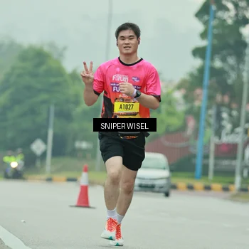 Runner Photo 7041867
