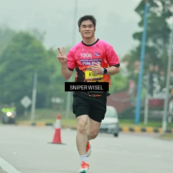 Runner Photo 7041870