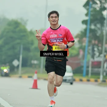 Runner Photo 7041871