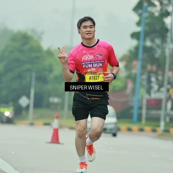 Runner Photo 7041874