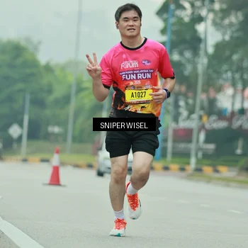 Runner Photo 7041877