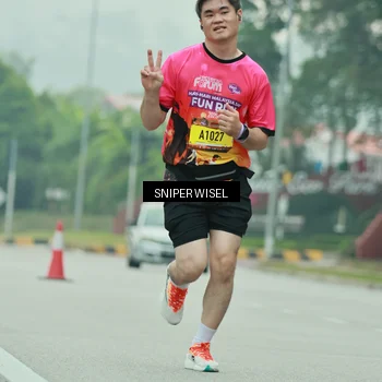 Runner Photo 7041888