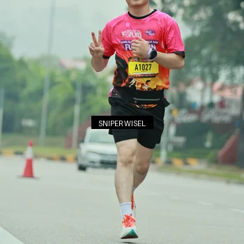 Runner Photo 7041890