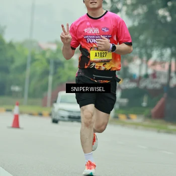 Runner Photo 7041894