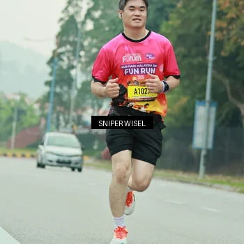 Runner Photo 7041901
