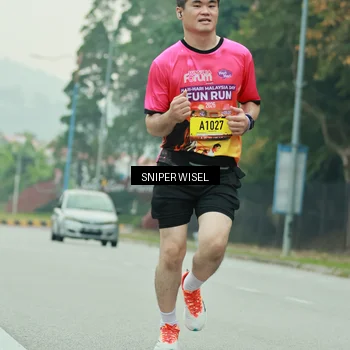 Runner Photo 7041908
