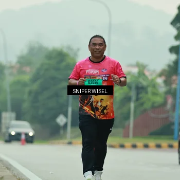 Runner Photo 7041969
