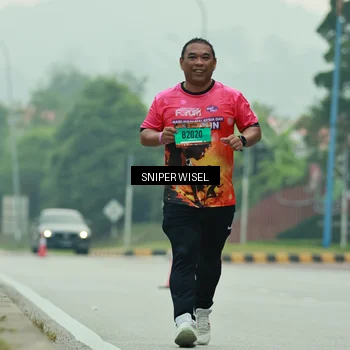 Runner Photo 7041979