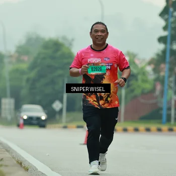 Runner Photo 7041983