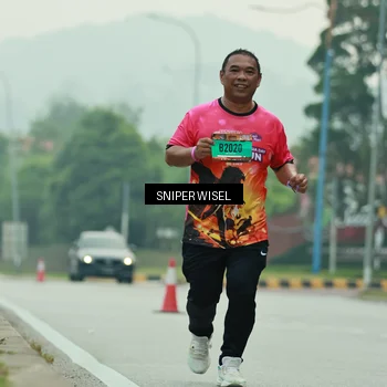 Runner Photo 7041995