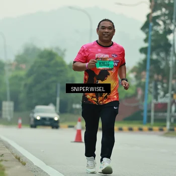Runner Photo 7041996