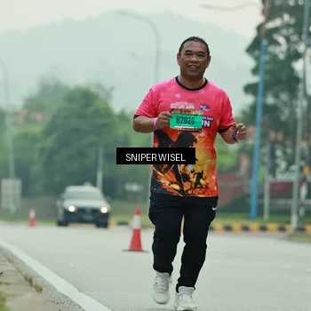 Runner Photo 7042000
