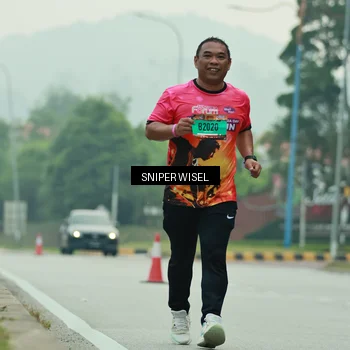 Runner Photo 7042001