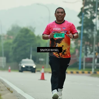 Runner Photo 7042003
