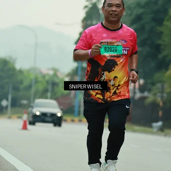 Runner Photo 7042032