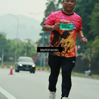 Runner Photo 7042037