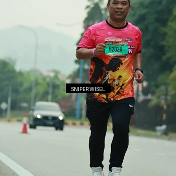 Runner Photo 7042044