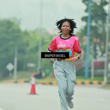 Runner Photo 7042055