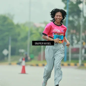 Runner Photo 7042066