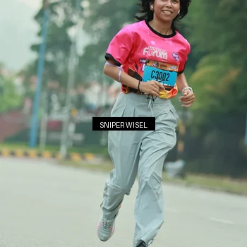 Runner Photo 7042109