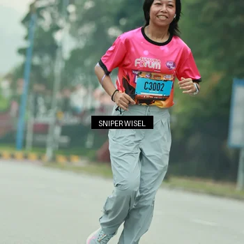 Runner Photo 7042111
