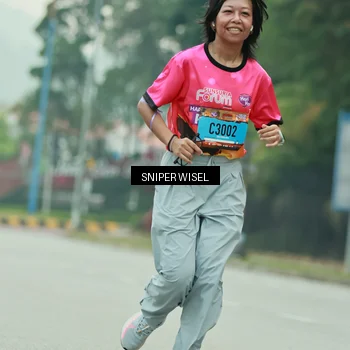 Runner Photo 7042112
