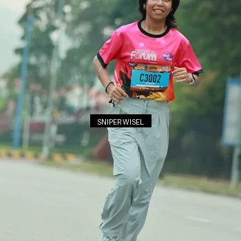 Runner Photo 7042115