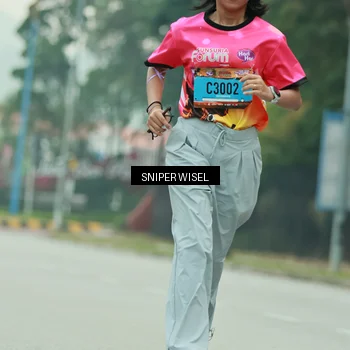 Runner Photo 7042117
