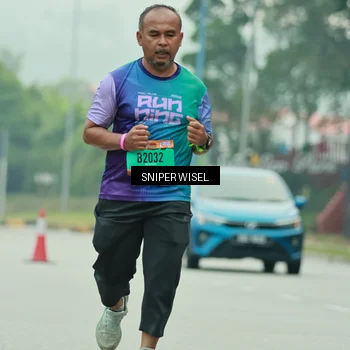 Runner Photo 7042132