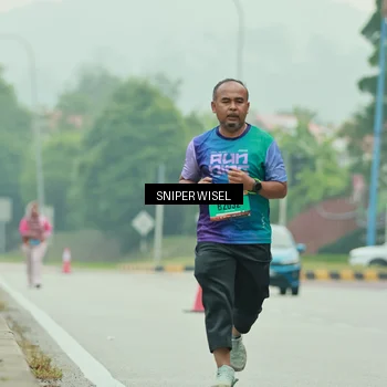 Runner Photo 7042137