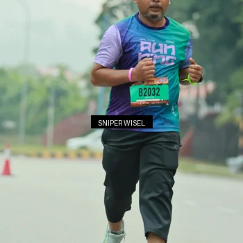 Runner Photo 7042141