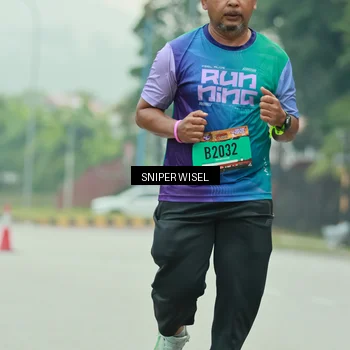 Runner Photo 7042146