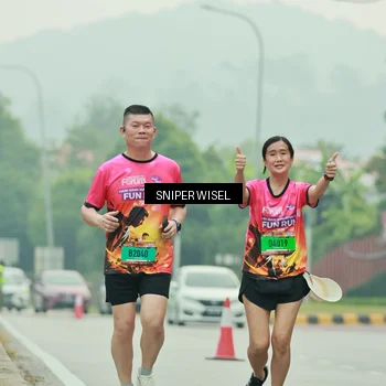 Runner Photo 7042196