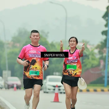 Runner Photo 7042197