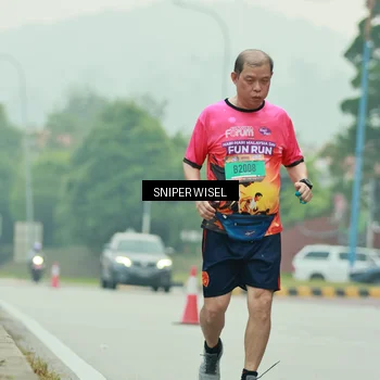 Runner Photo 7042256