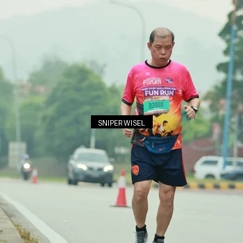 Runner Photo 7042258