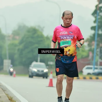 Runner Photo 7042259