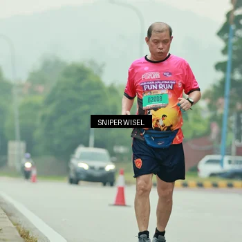 Runner Photo 7042260
