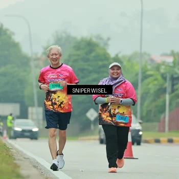 Runner Photo 7042288