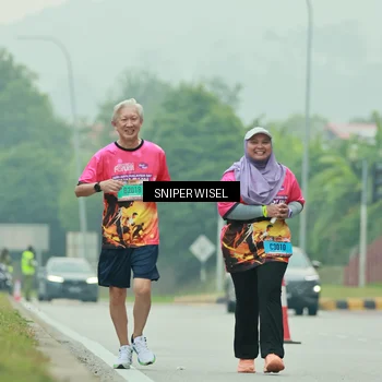 Runner Photo 7042293