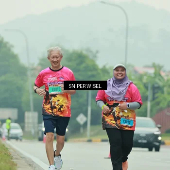 Runner Photo 7042300