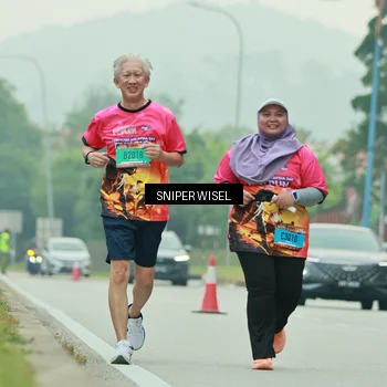 Runner Photo 7042301