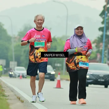 Runner Photo 7042310