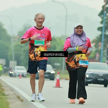 Runner Photo 7042312