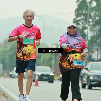 Runner Photo 7042315