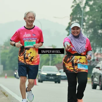 Runner Photo 7042328