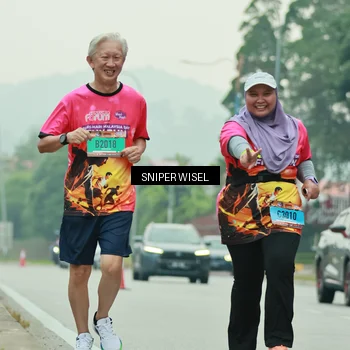 Runner Photo 7042333
