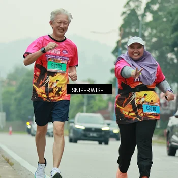 Runner Photo 7042343