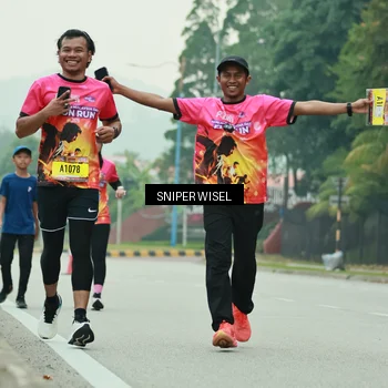 Runner Photo 7042359