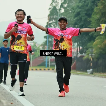 Runner Photo 7042368